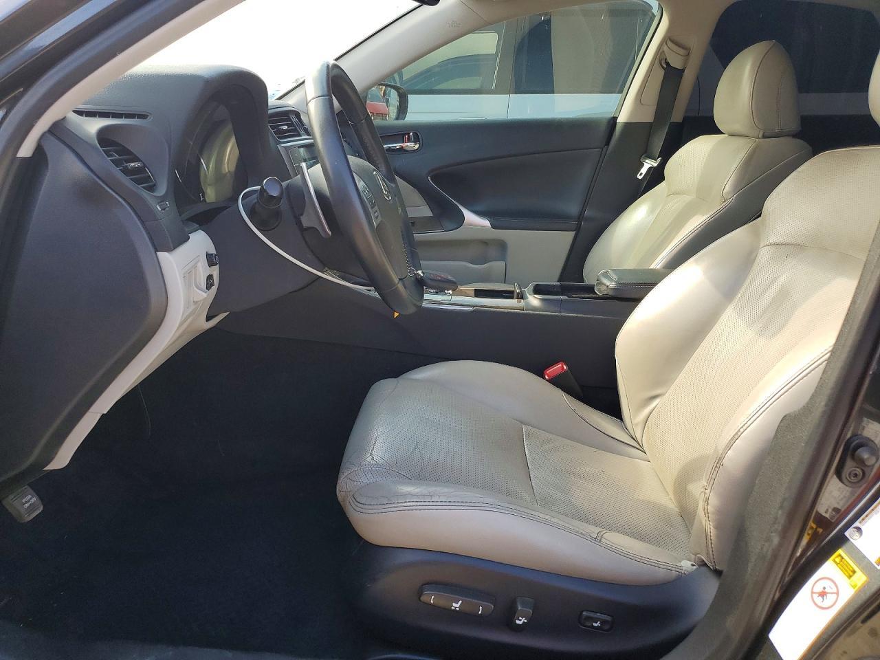 2011 Lexus Is 250 - Image 7