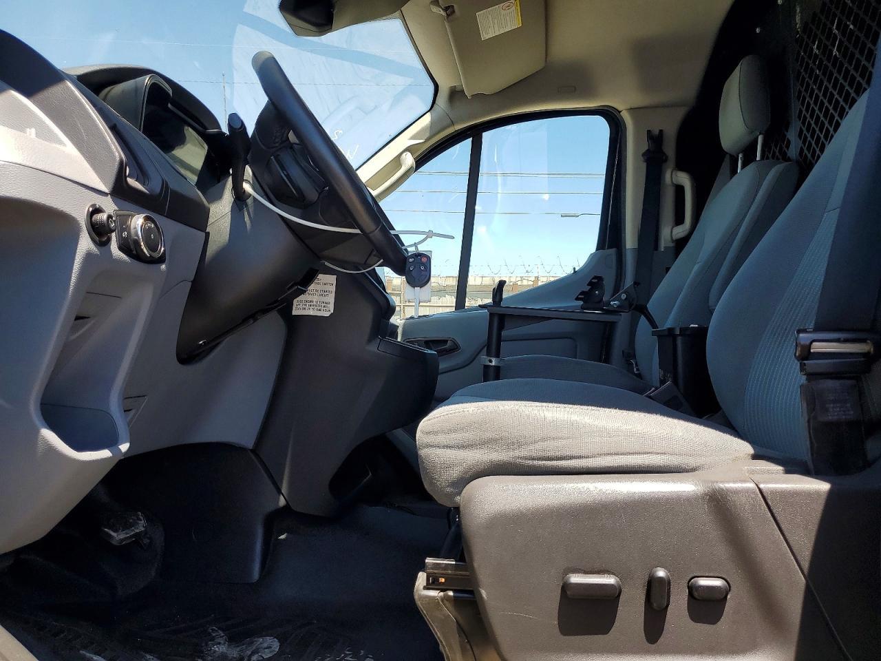 2015 Ford Transit T-350 - Фото 7
