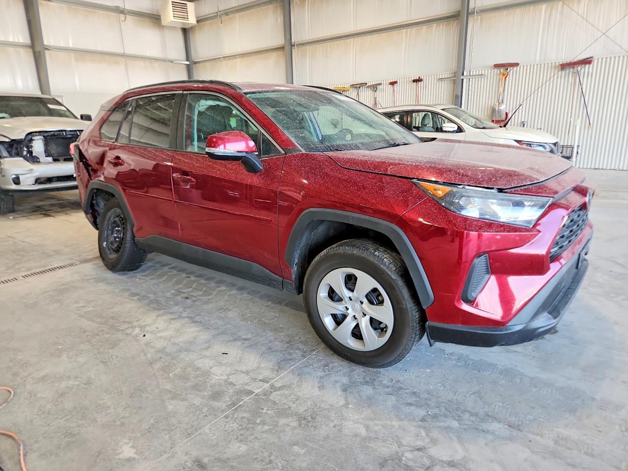 2021 Toyota Rav4 Le - Фото 4