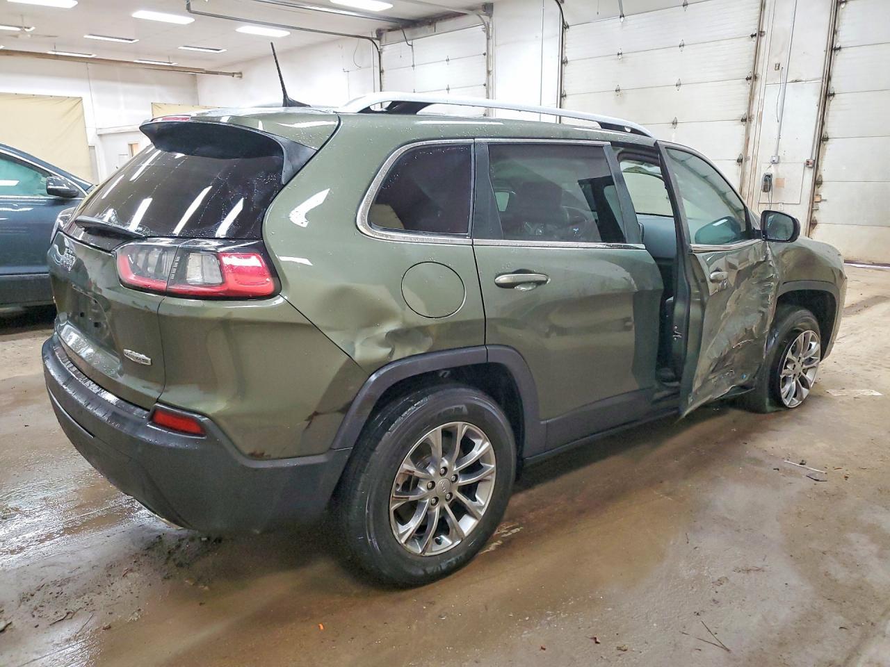 2021 Jeep Cherokee Latitude Lux - Фото 3