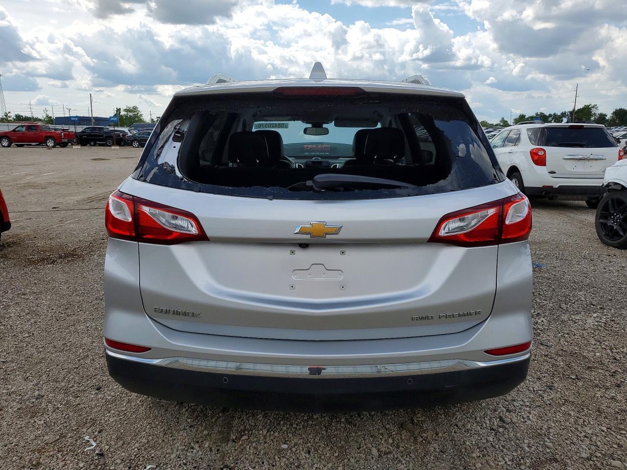 2020 Chevrolet Equinox Premier - Image 6
