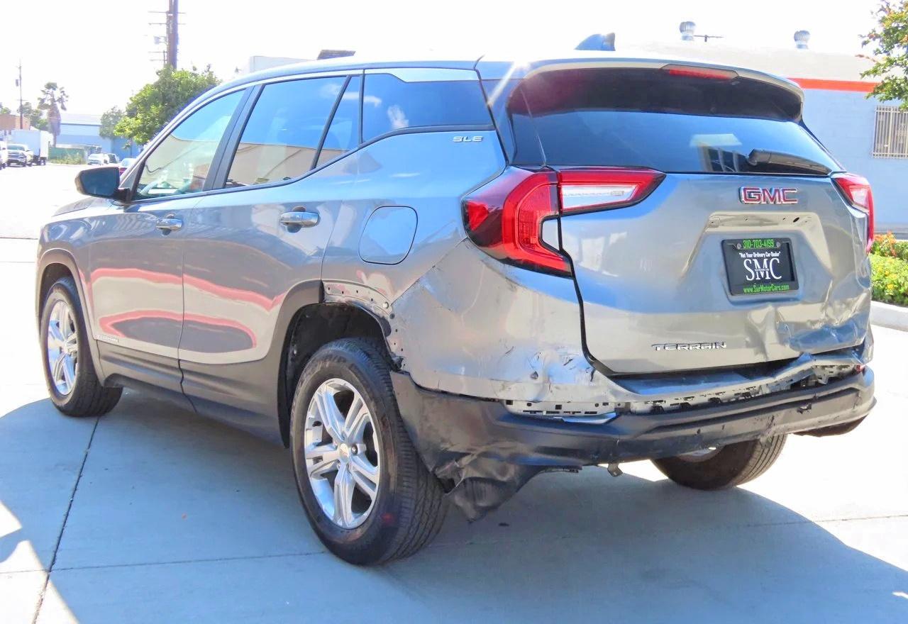 2024 GMC Terrain Sle - Image 4