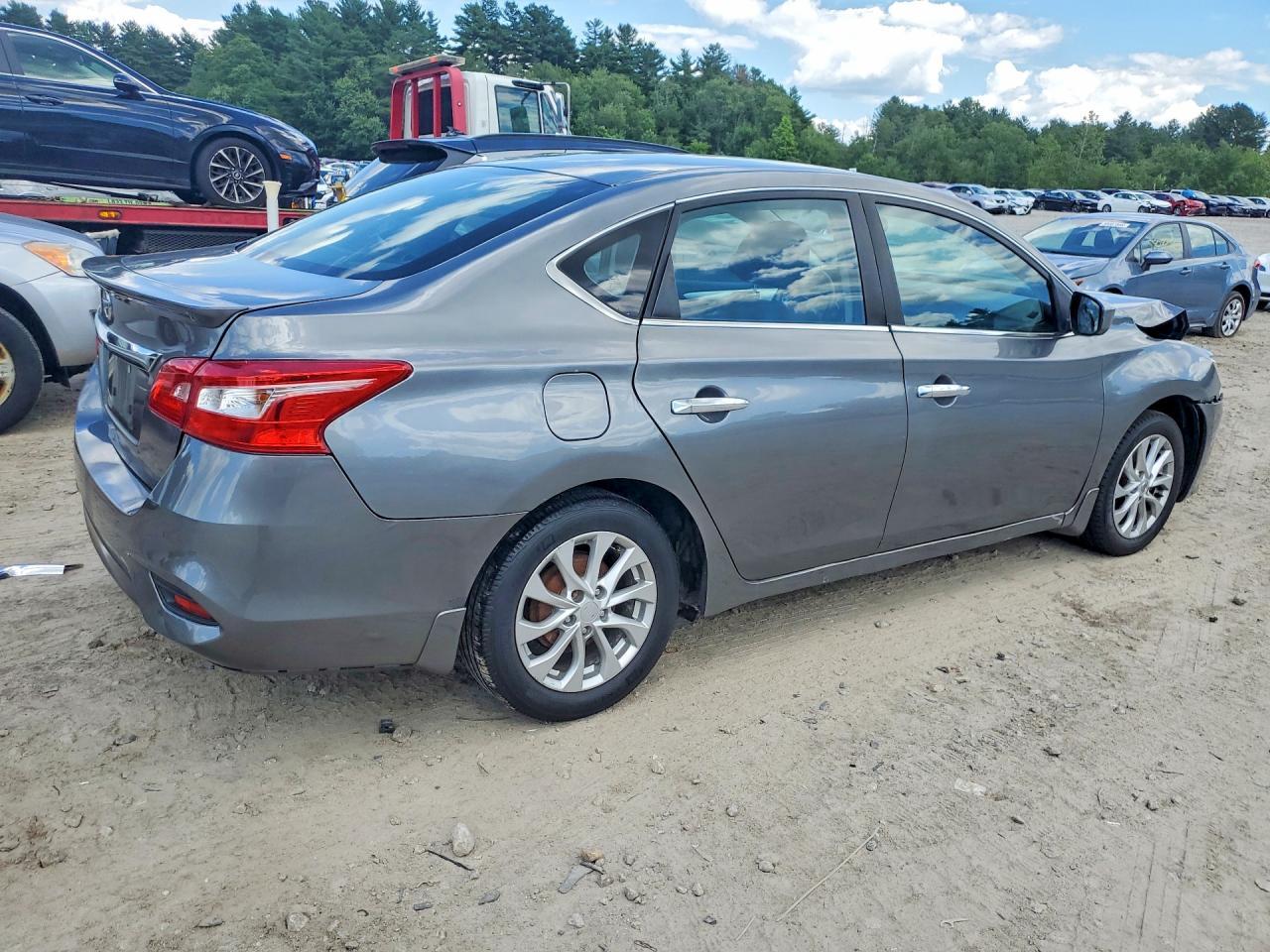 2019 Nissan Sentra S - Фото 3