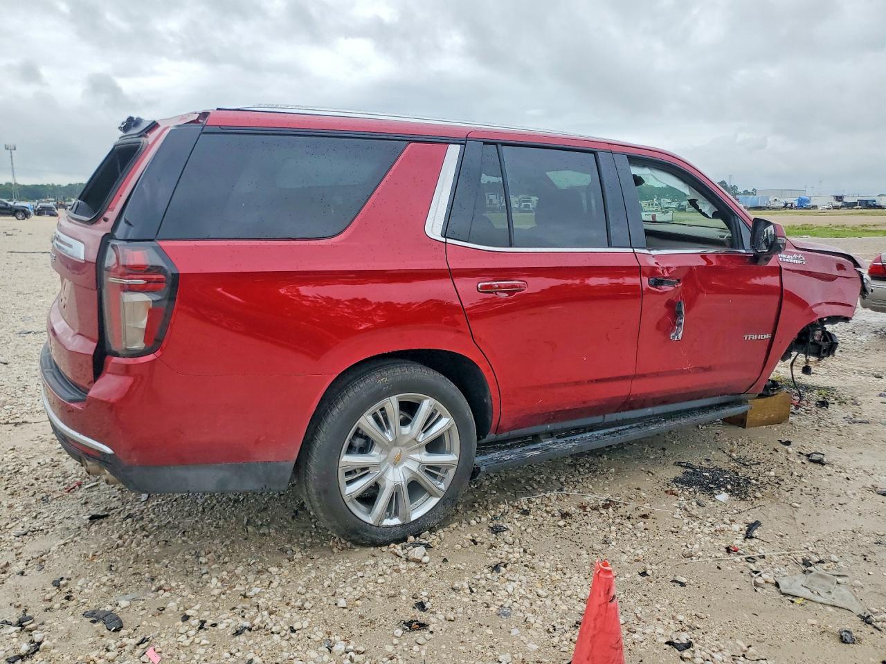 2023 Chevrolet Tahoe C1500 High Country - Фото 3