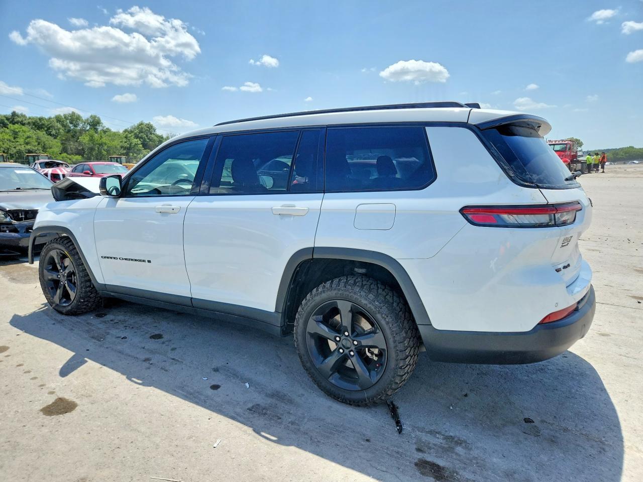 2021 Jeep Grand Cherokee L Laredo - Фото 2