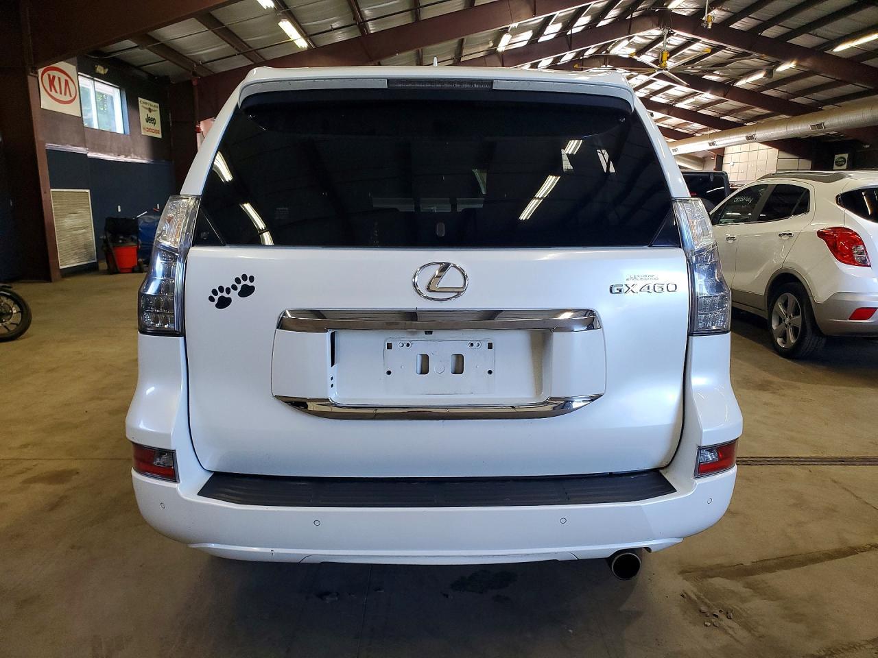 2017 Lexus Gx 460 - Фото 6