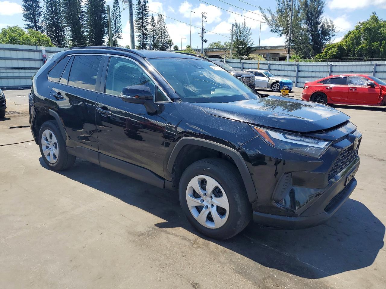 2021 Toyota Rav4 Le - Фото 4