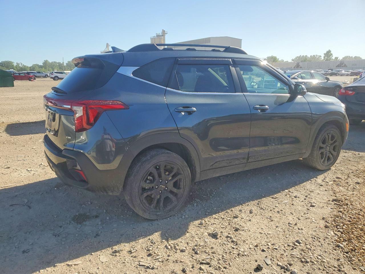2024 Kia Seltos X Line - Image 3