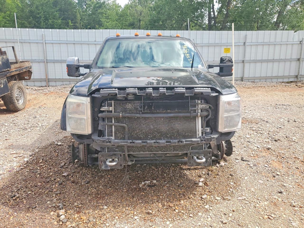 2016 Ford F450 Super Duty - Image 5