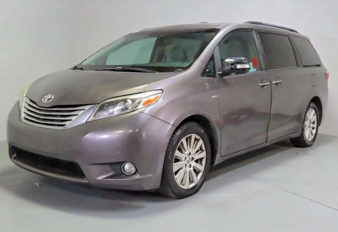 2016 Toyota Sienna Limited 7-Passenger - Image 2