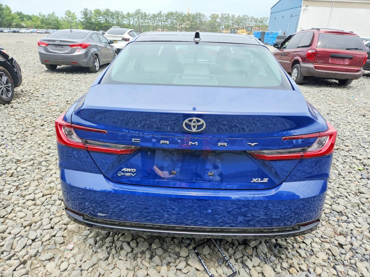 2026 Toyota Camry Xle - Фото 6