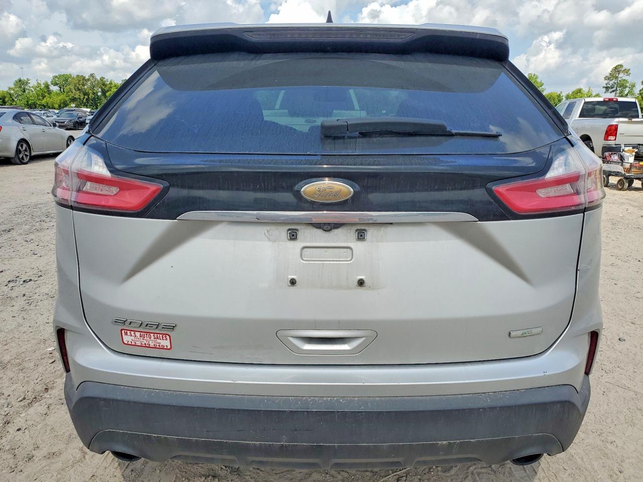 2019 Ford Edge - Фото 6