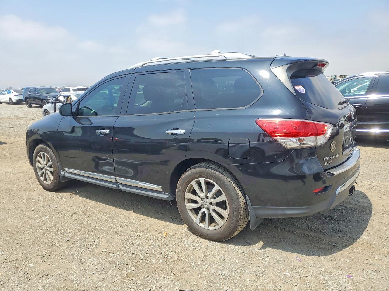 2014 Nissan Pathfinder Sl - Фото 2