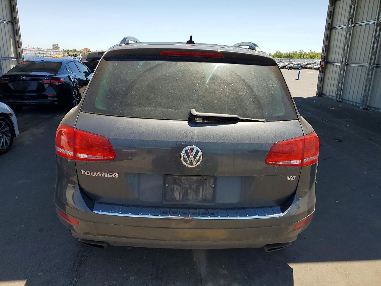 2013 Volkswagen Touareg V6 - Фото 6