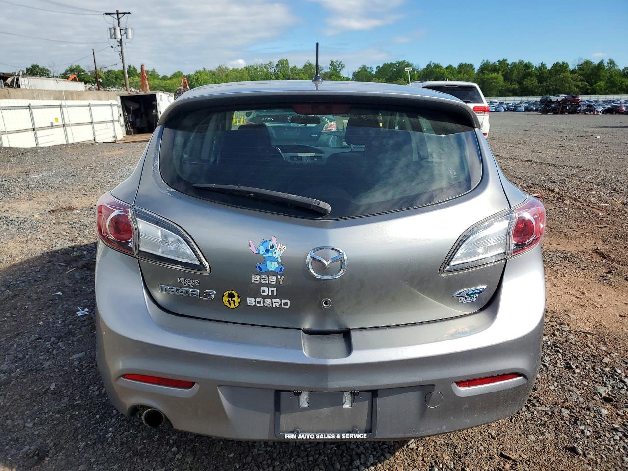 2012 Mazda 3 I - Image 6
