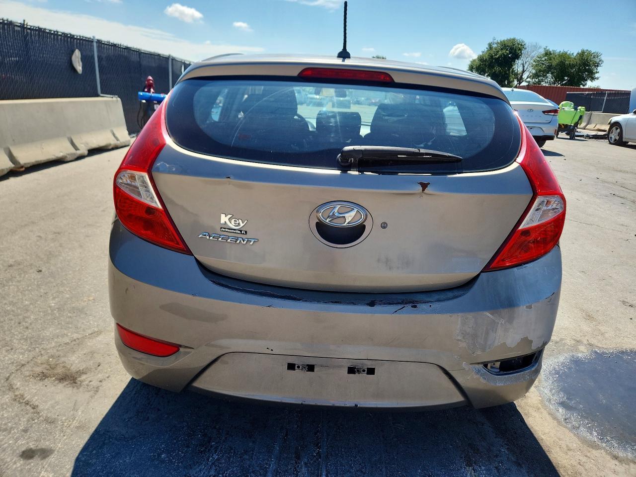 2014 Hyundai Accent Gs - Фото 6