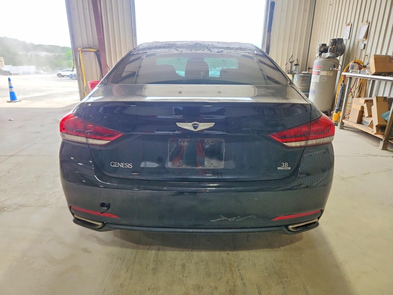 2016 Hyundai Genesis 3.8L - Image 6