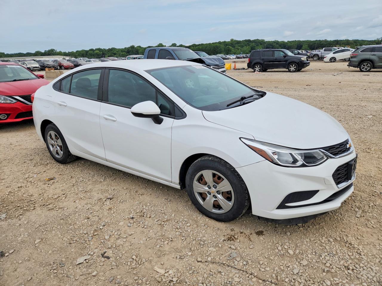 2016 Chevrolet Cruze Ls - Image 4