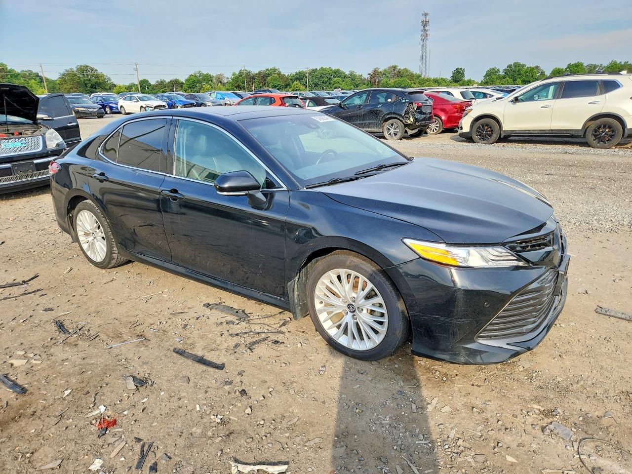 2020 Toyota Camry Xle - Фото 4