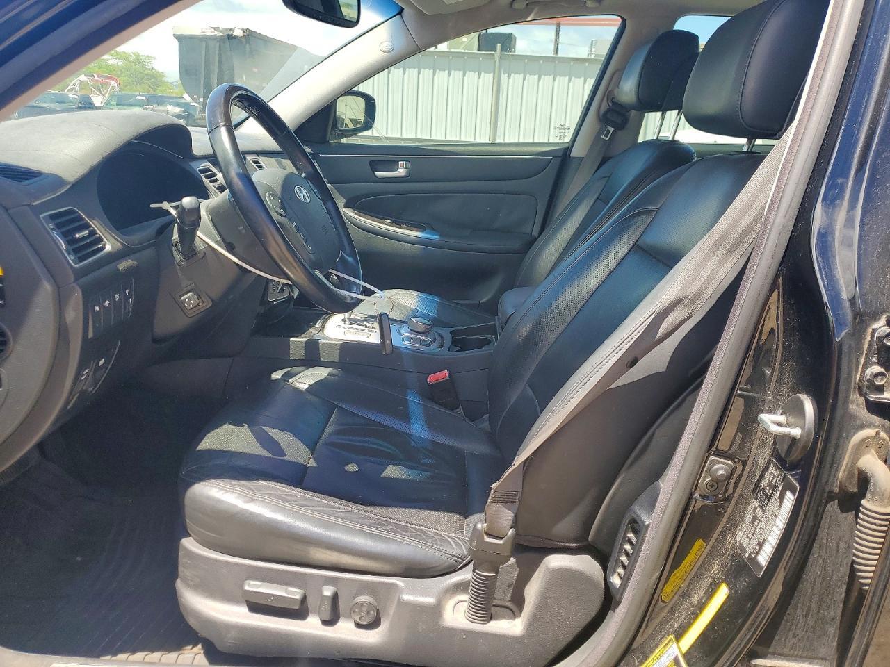 2012 Hyundai Genesis 4.6L - Image 7