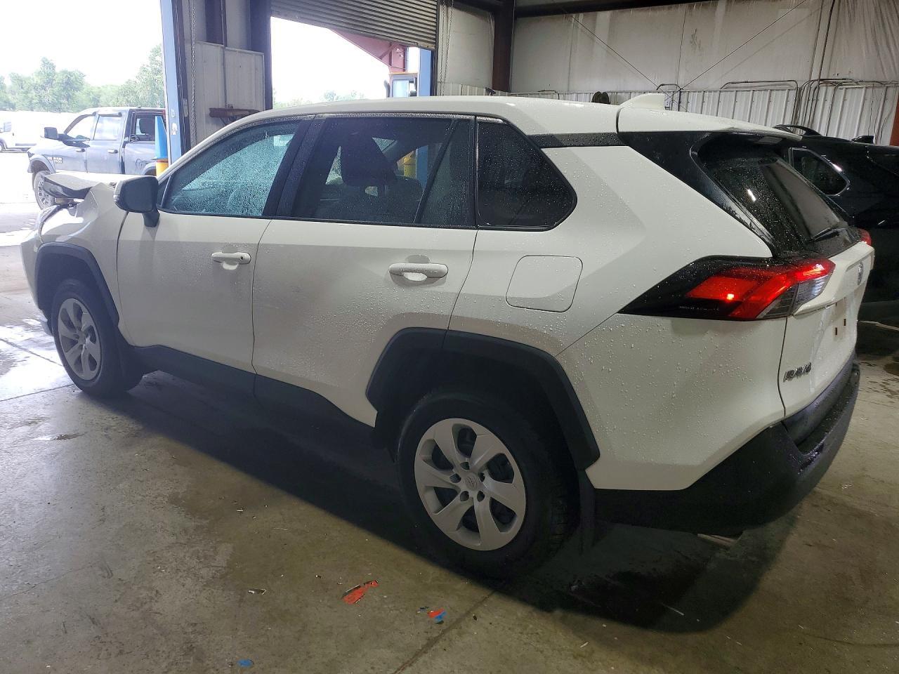 2024 Toyota Rav4 Le - Фото 2