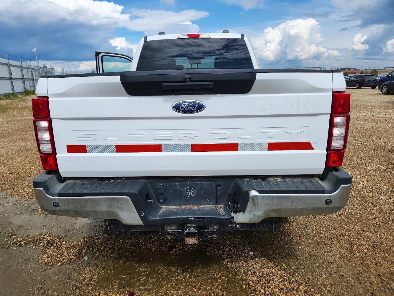 2022 Ford F250 Super Duty - Фото 6