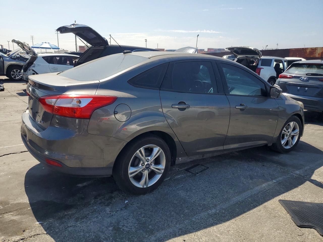2013 Ford Focus Se - Фото 3