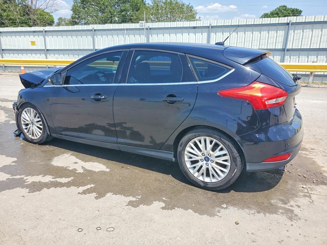 2016 Ford Focus Titanium - Фото 2