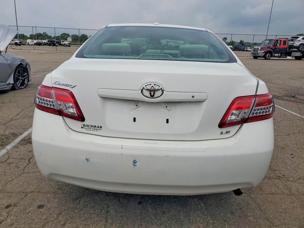 2010 Toyota Camry Le - Image 6