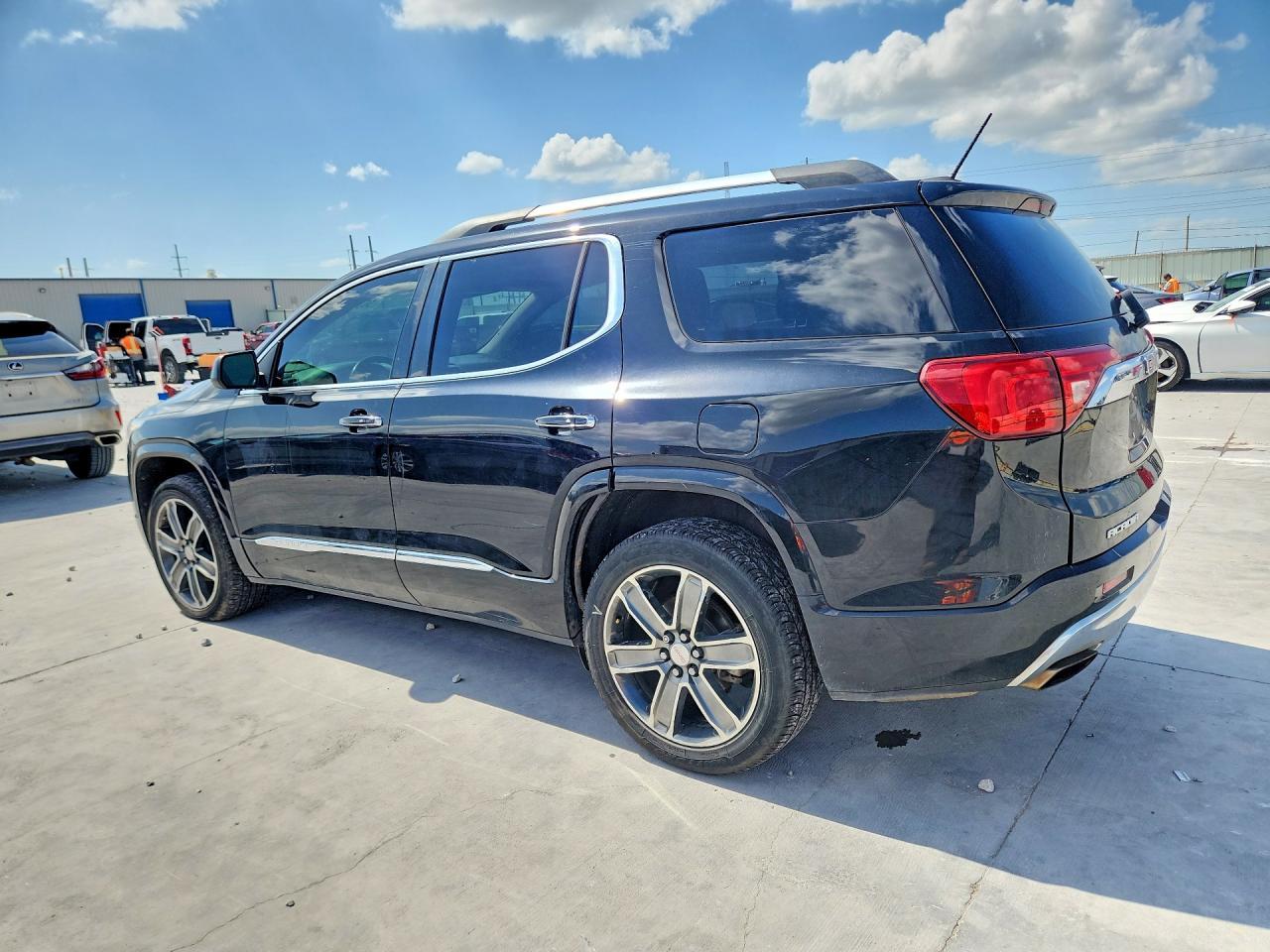 2017 GMC Acadia Denali - Image 2