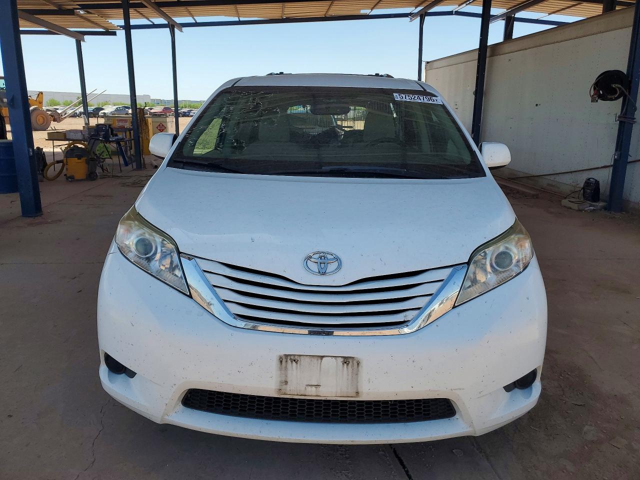 2016 Toyota Sienna Le - Фото 5