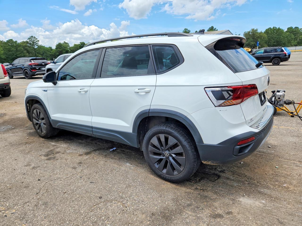 2022 Volkswagen Taos S - Image 2