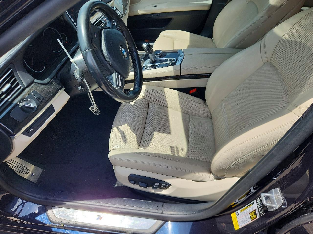 2015 BMW 740 I - Фото 7