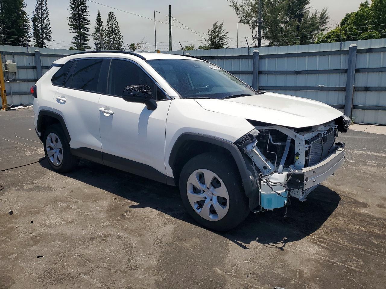 2021 Toyota Rav4 Le - Image 4