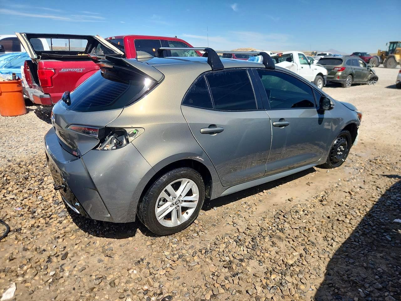 2019 Toyota Corolla Hatchback Se - Image 3