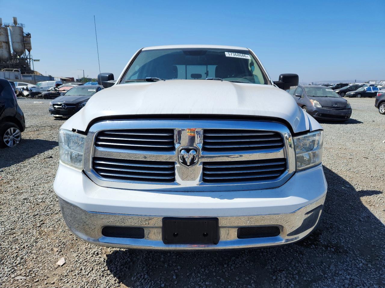 2019 Ram 1500 Classic Slt - Image 5