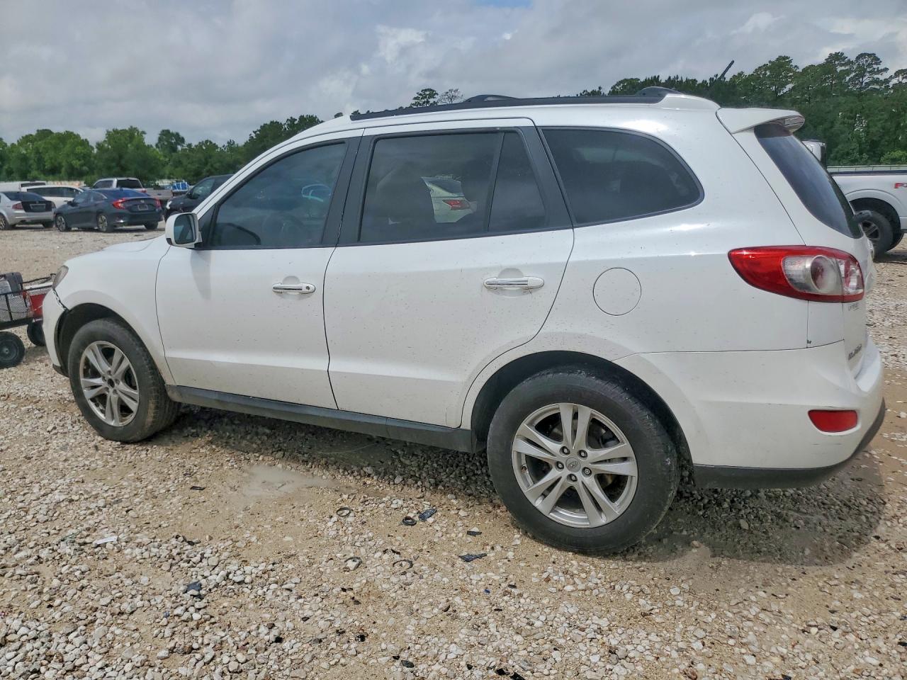 2011 Hyundai Santa Fe Limited - Image 2