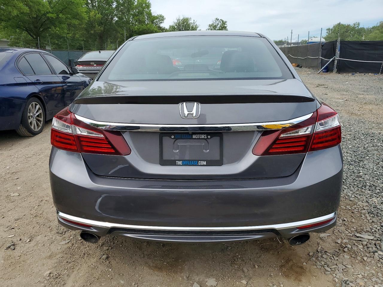 2017 Honda Accord Sport Special Edition - Image 6