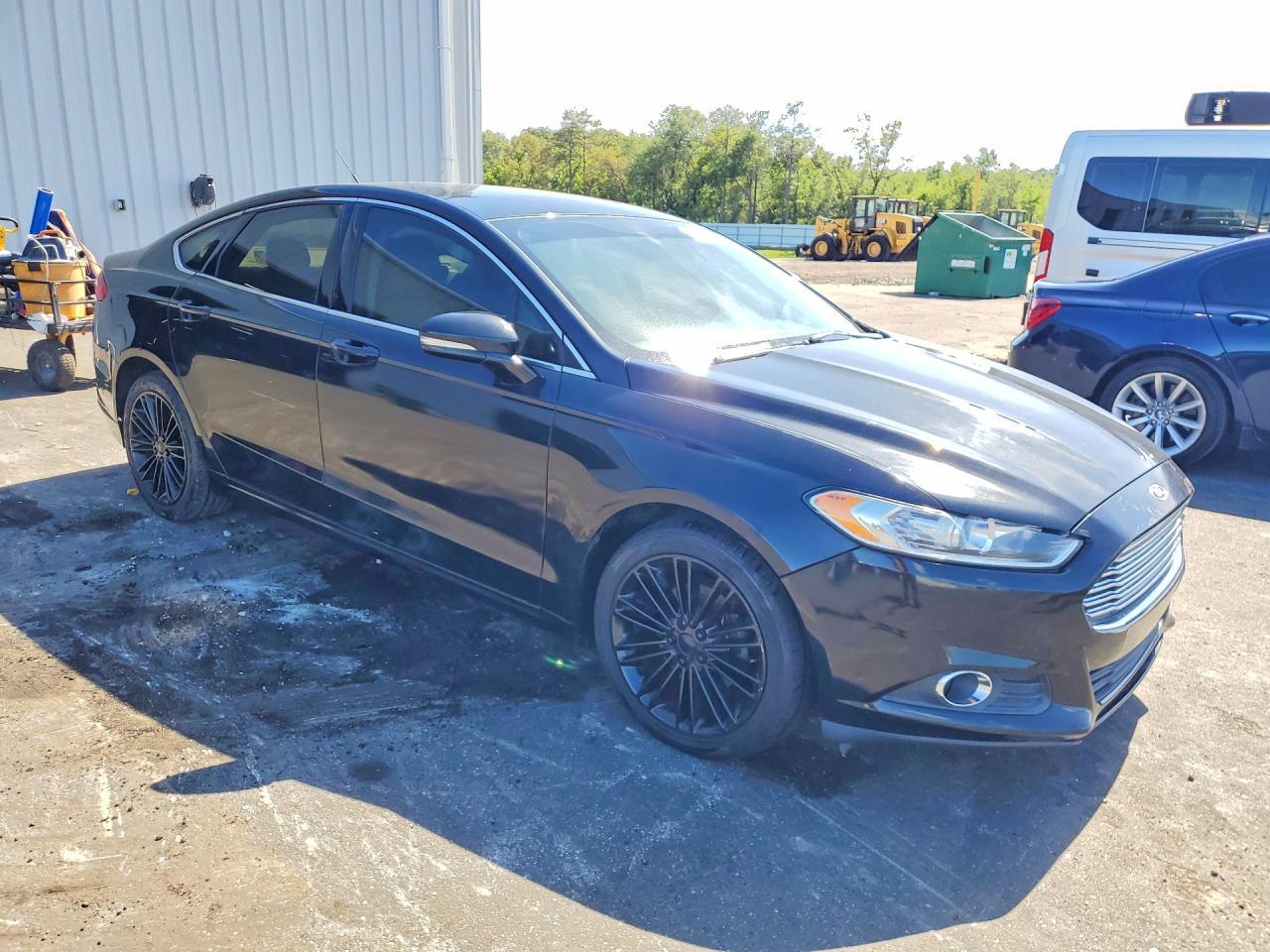 2015 Ford Fusion Se - Фото 4