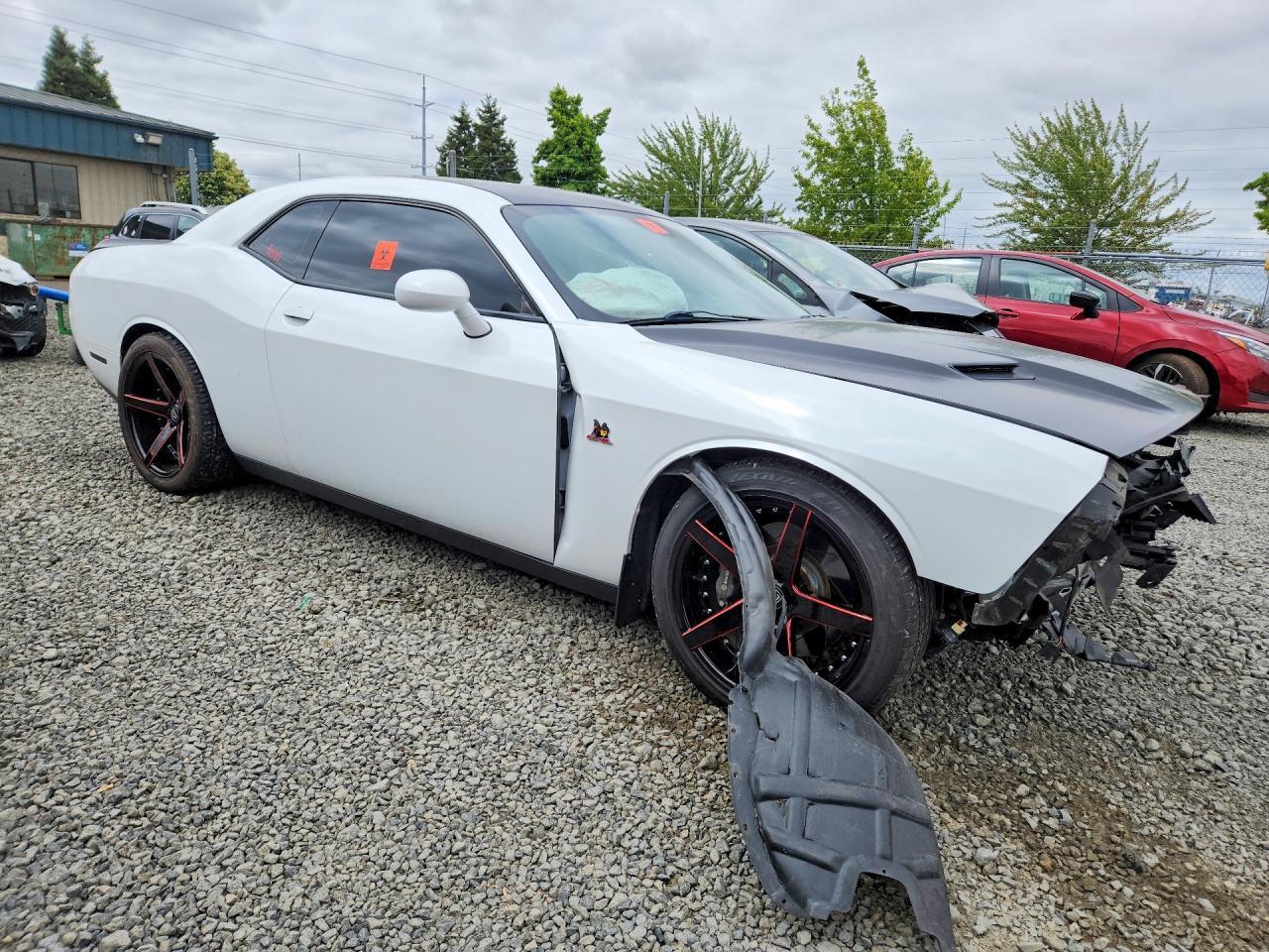 2015 Dodge Challenger R/T Scat Pack - Image 4