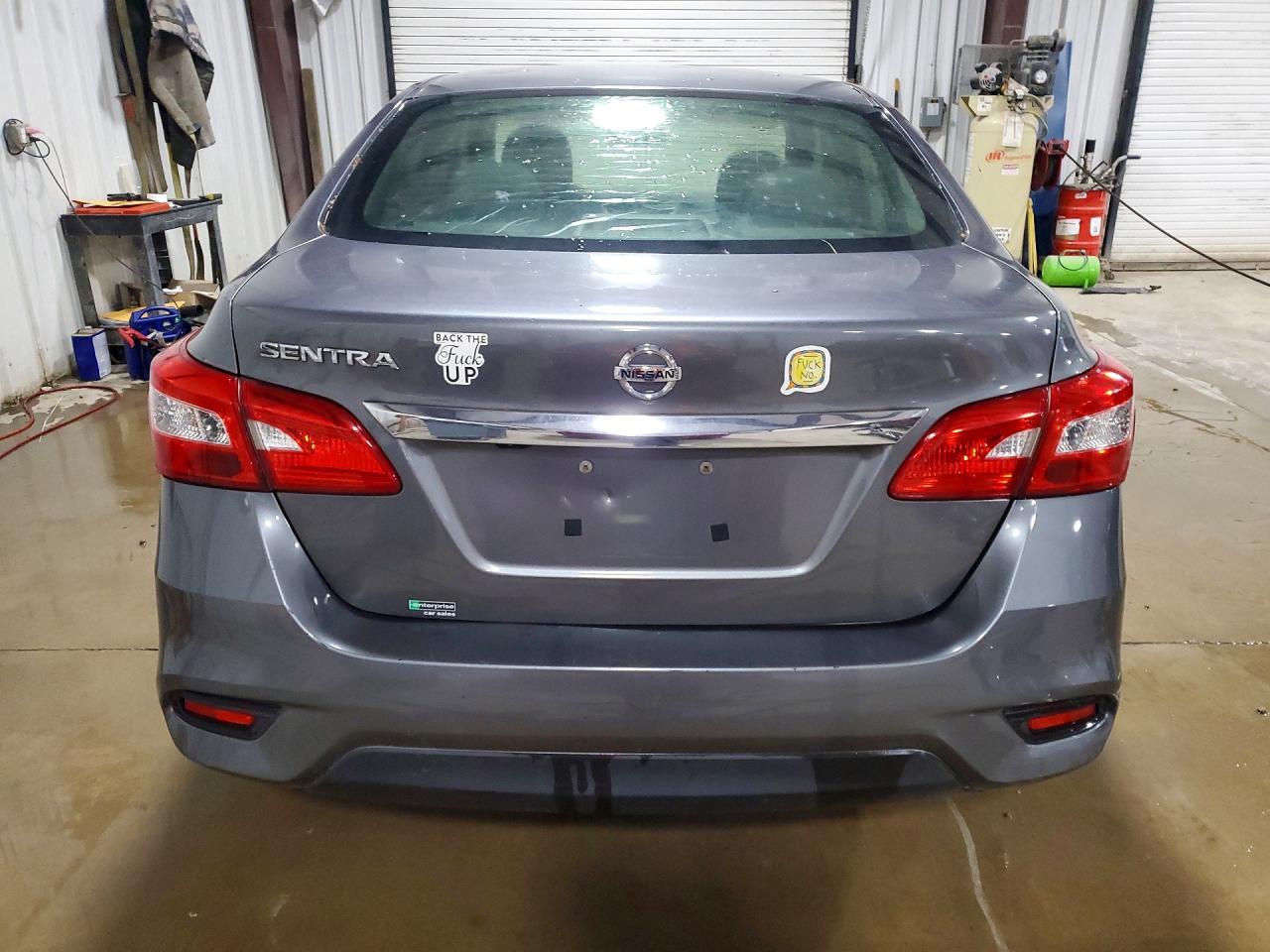 2018 Nissan Sentra S - Фото 6
