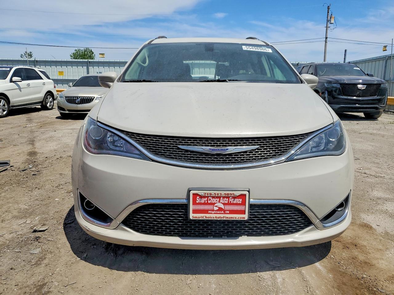 2019 Chrysler Pacifica Touring L - Фото 5