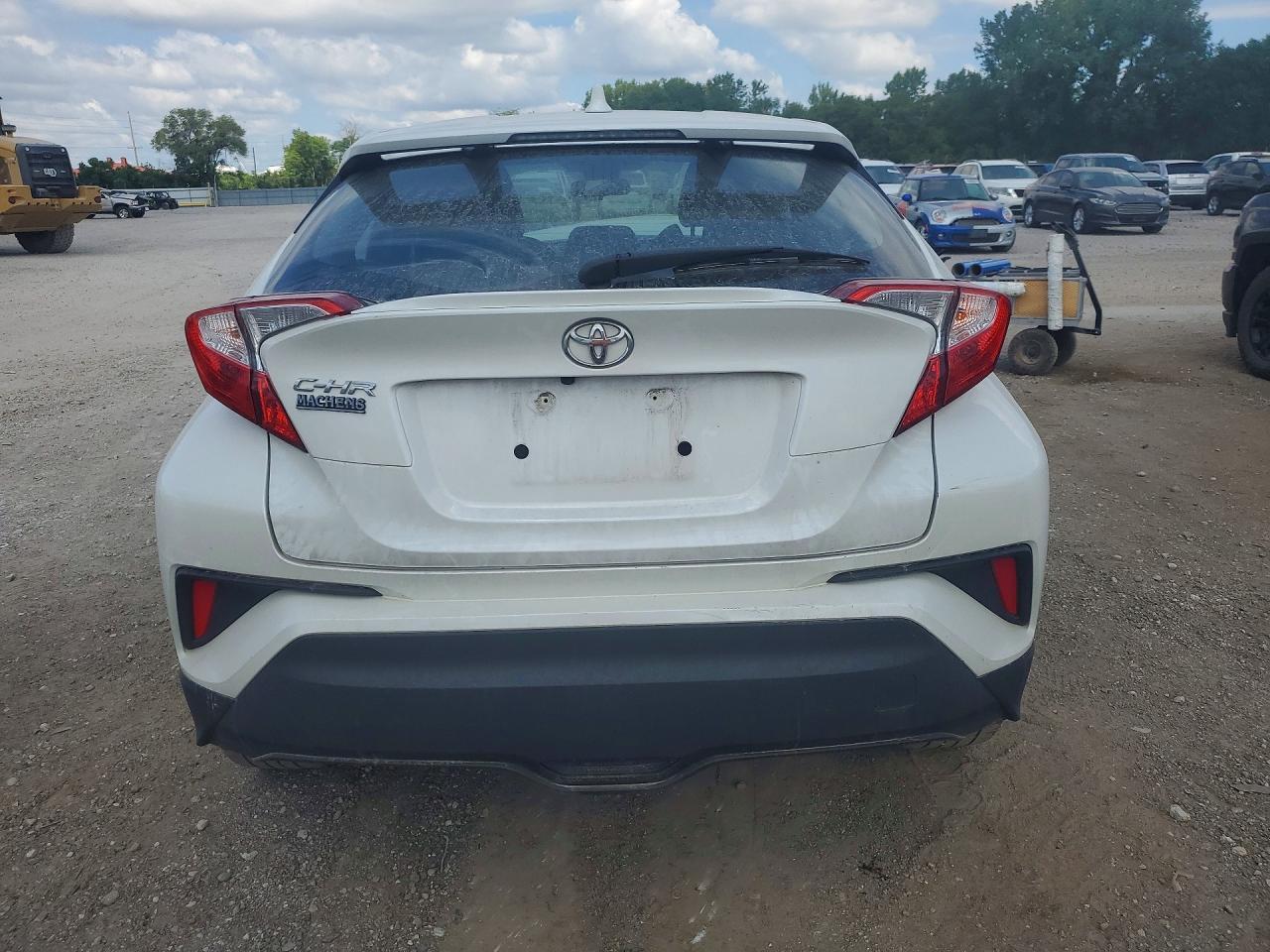 2021 Toyota C-Hr Xle - Фото 6