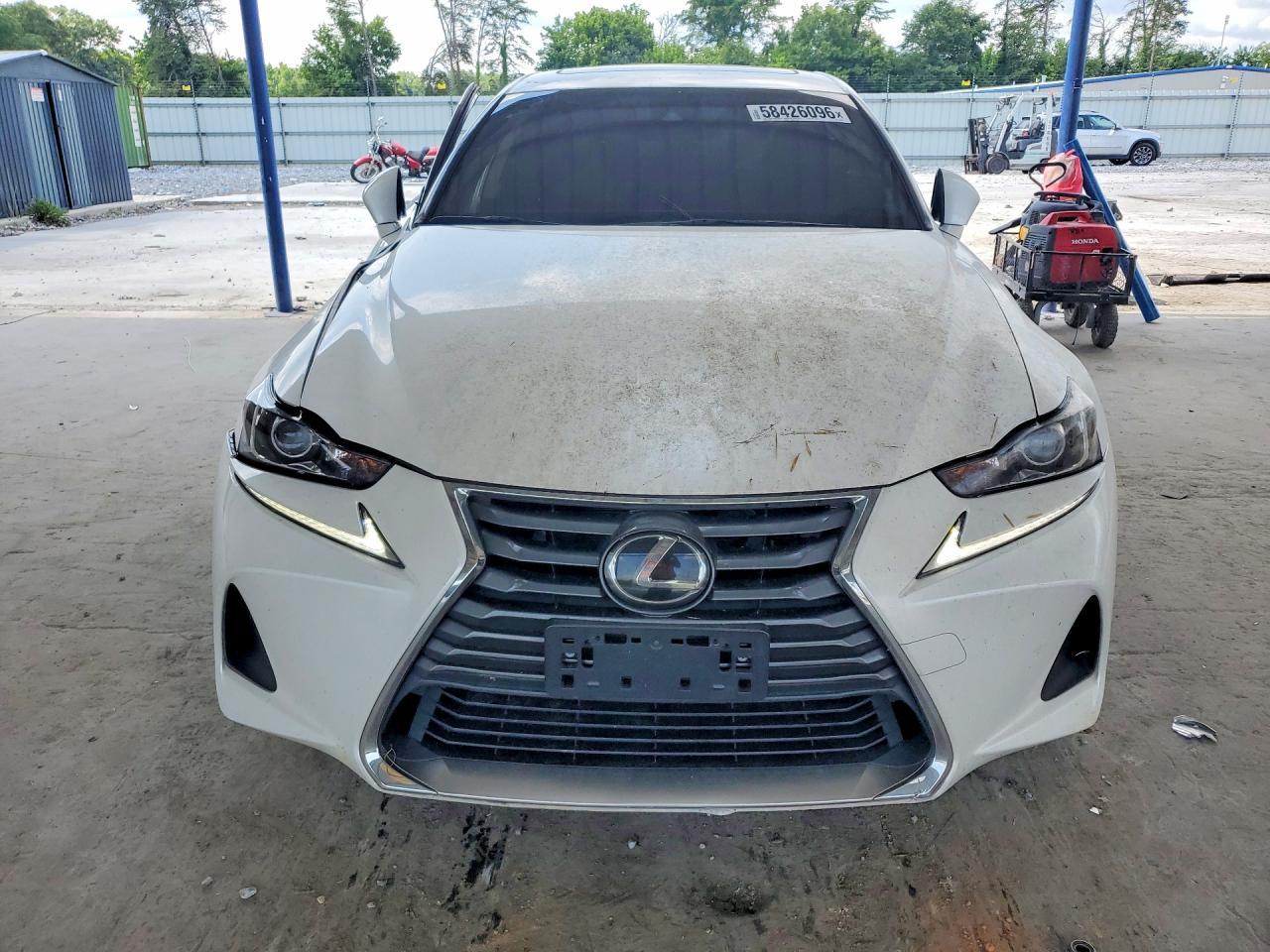 2017 Lexus Is 300 - Фото 5