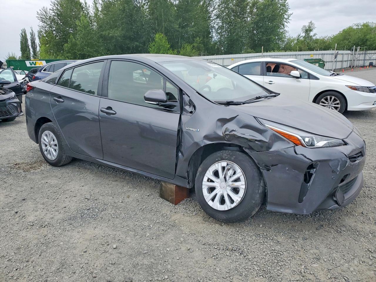 2019 Toyota Prius Le - Фото 4