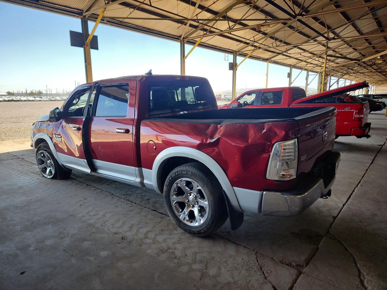2015 Ram 1500 Laramie - Фото 2