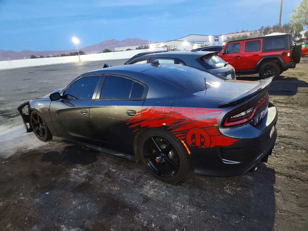 2016 Dodge Charger R - Image 2