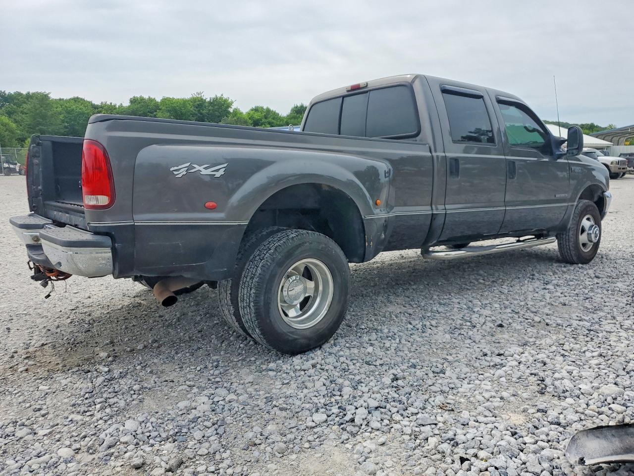 2002 Ford F350 Super Duty - Фото 3