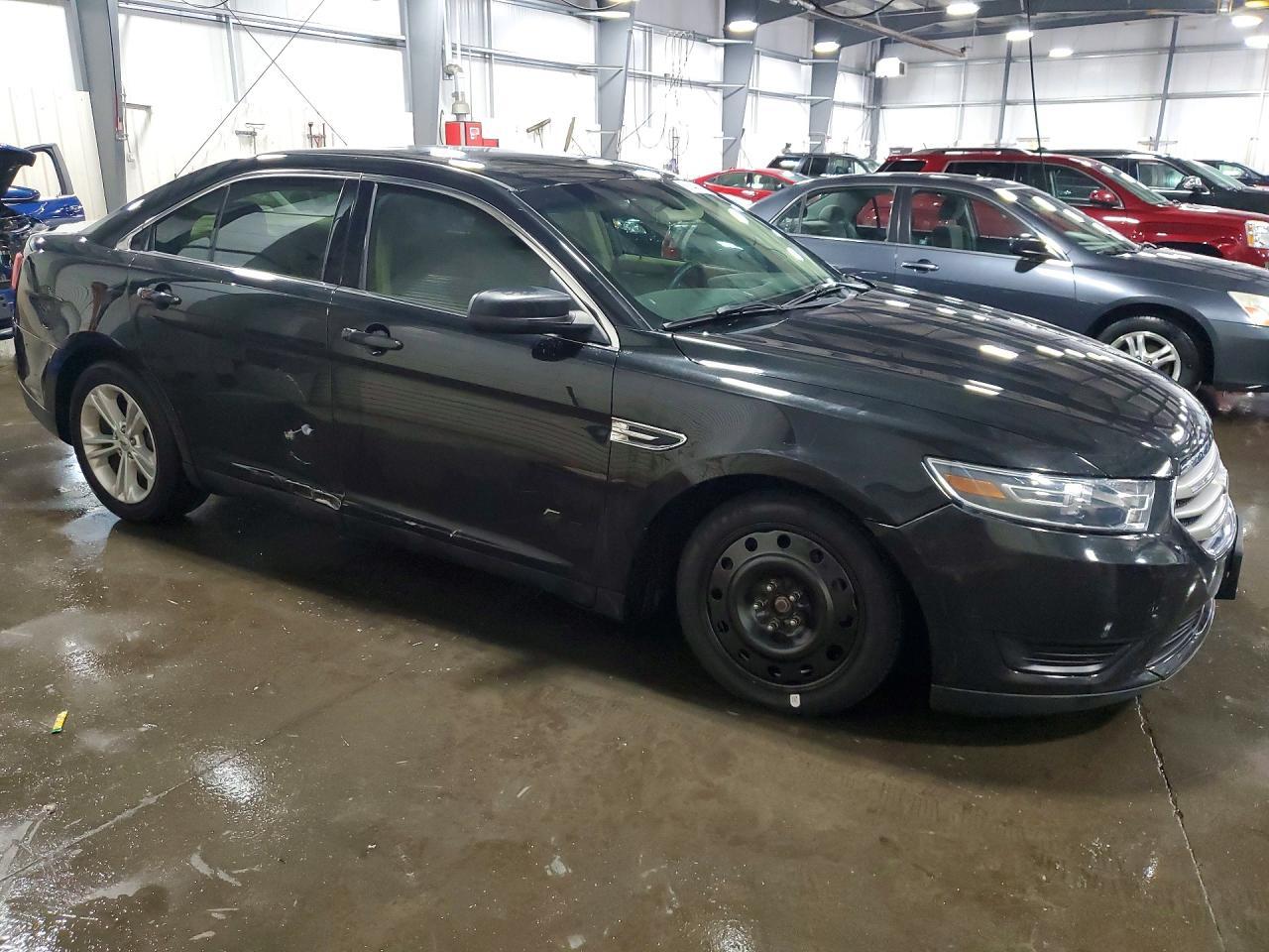 2015 Ford Taurus Se - Фото 4