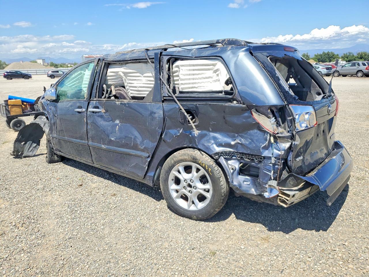 2006 Toyota Sienna Xle 7 Passenger - Фото 2